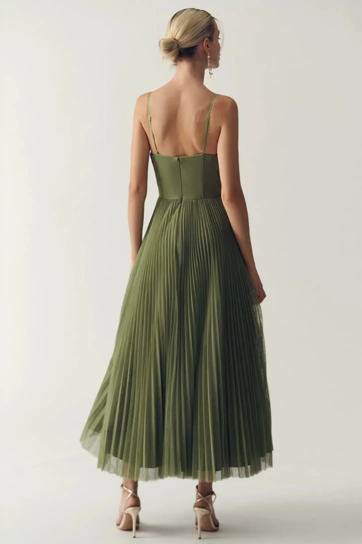 Olivia | Robe midi plissée à dos nu