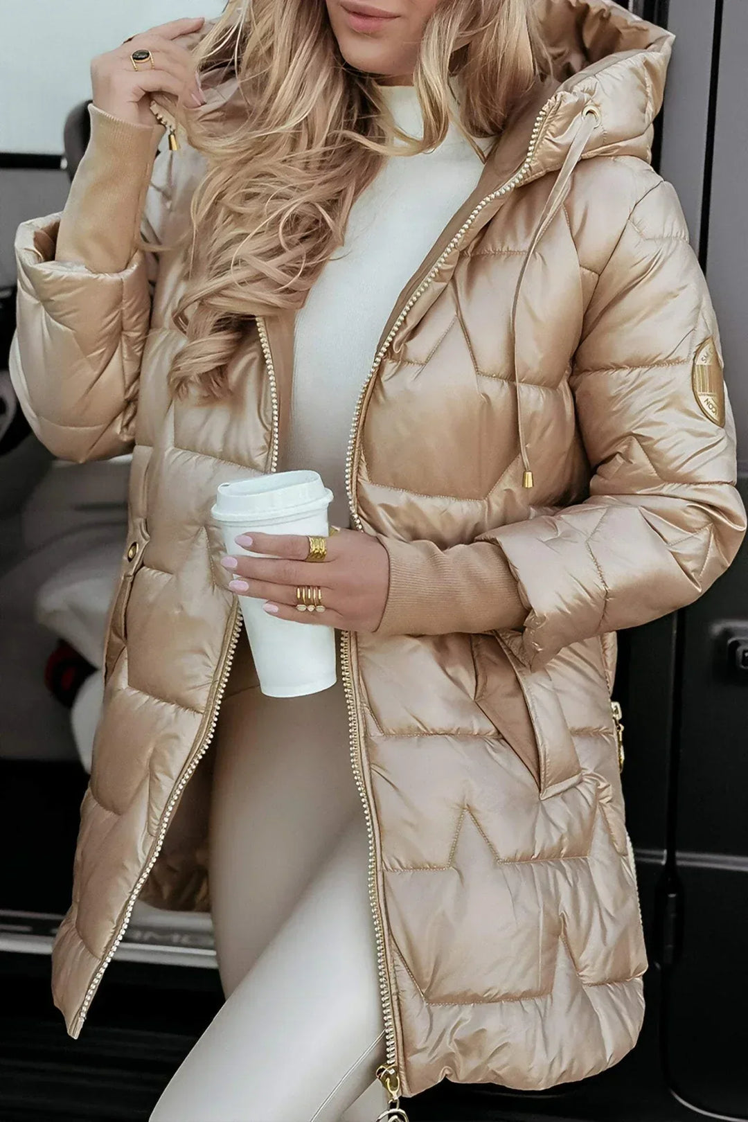 Colette | Veste matelassée longue et chaude avec capuche enveloppante