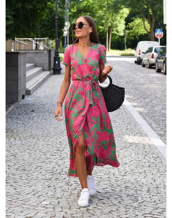 Serelina | Robe élégante à décolleté en V avec effet ventre plat