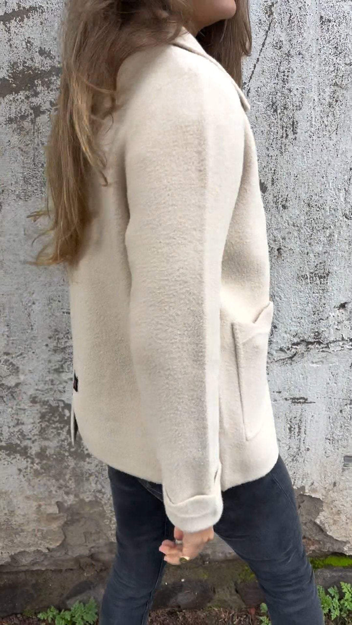 Napel | Veste Cardigan Élégante en Laine